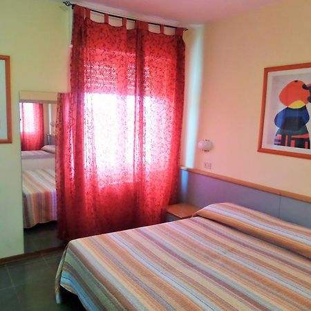 Hotel Lucerna Arma di Taggia Esterno foto