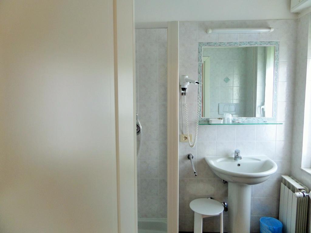 Hotel Lucerna Arma di Taggia Esterno foto